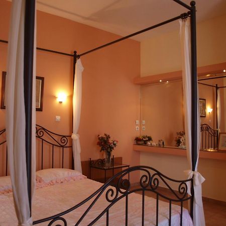 Εlegant Villa Liakos Pigí Pokoj fotografie